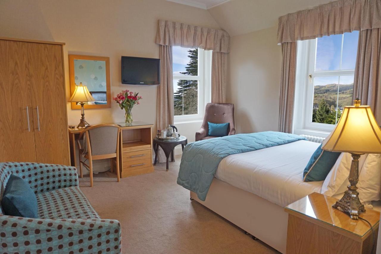 Tigh Na Cloich Hotel بيتلوكري المظهر الخارجي الصورة